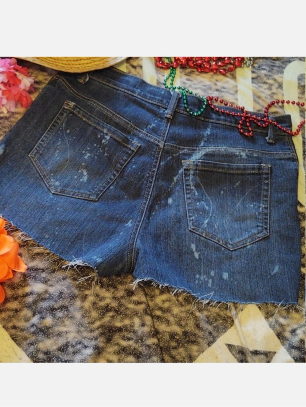 Gloria Vanderbilt Mid Rise Cutoff Jean Shorts 10